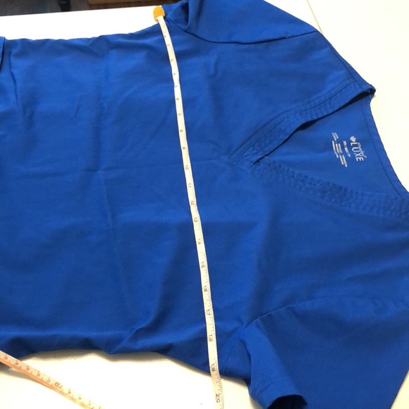 Cherokee Scrub Top Extra Small - Picture 3 of 12